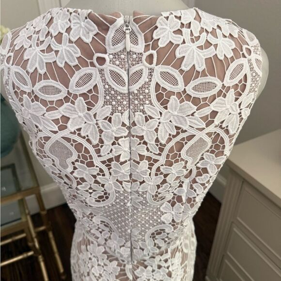 DRESS the POPULATION Jayleen White Nude Floral Guipure Lace Cocktail Midi - Picture 7 of 8
